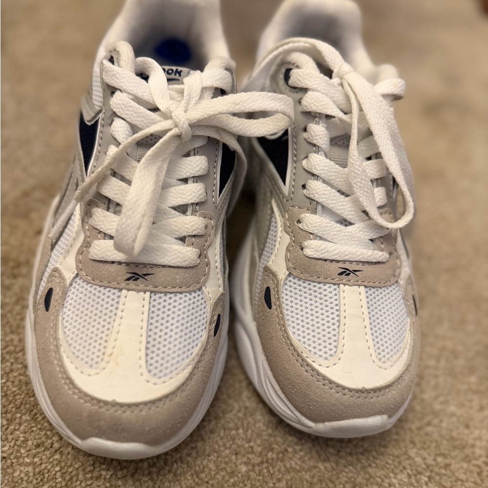 Reebok Kids White and Beige Sneakers